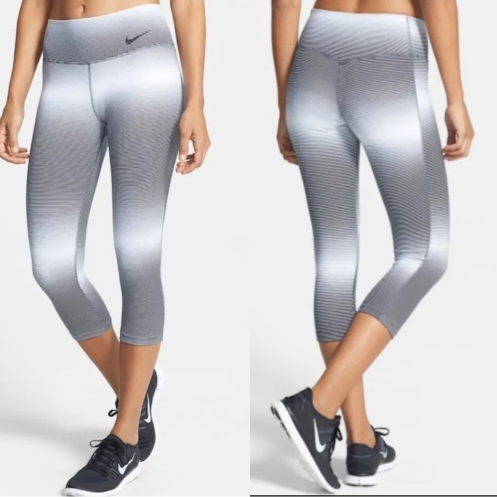 NIKE LEGENDARY HORIZON TIGHTS TRAINING CAPRI‎ DRI FIT MEDIUM